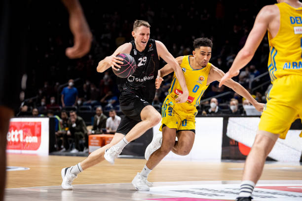 旨在等到更 旨在等到更